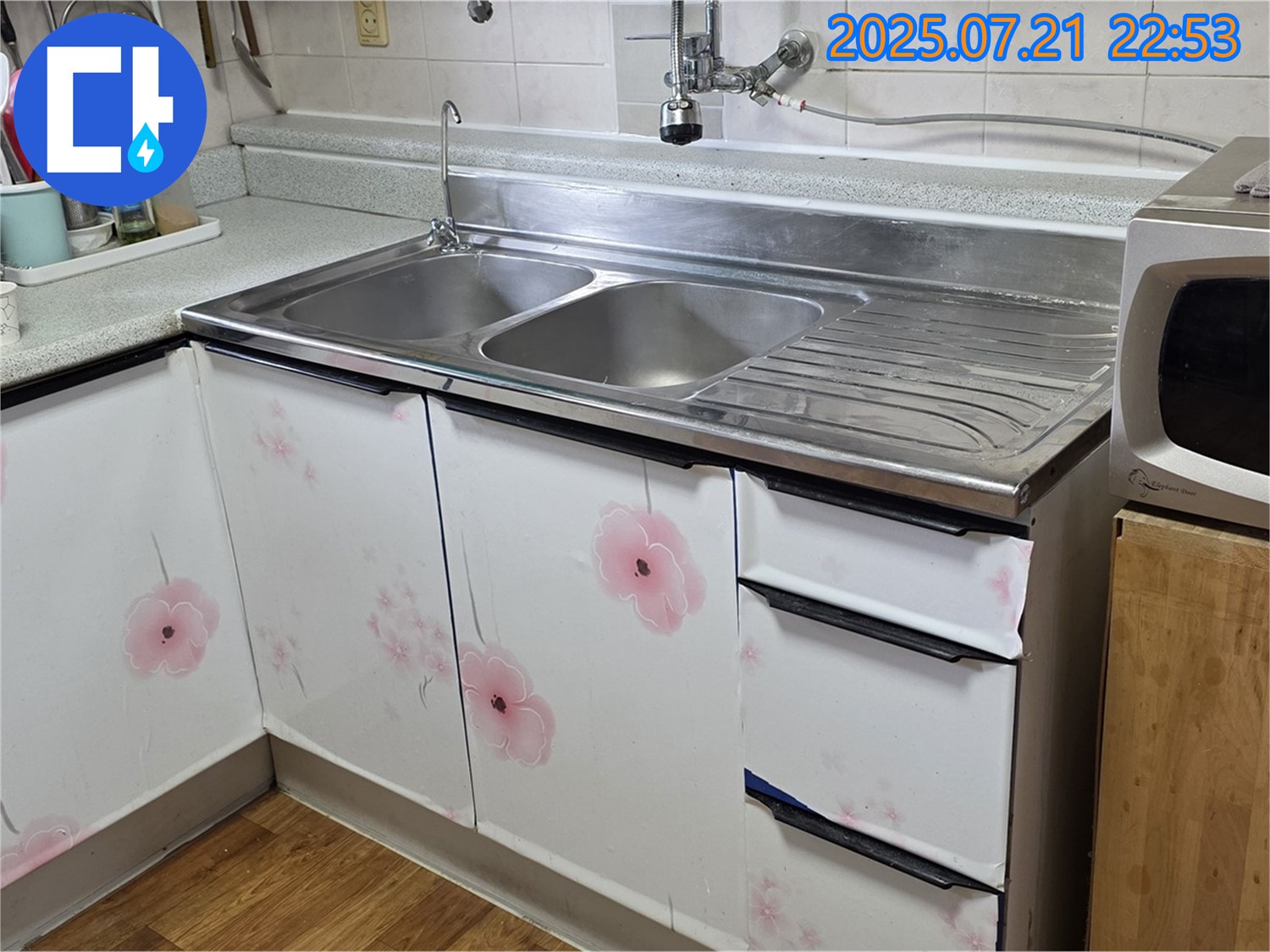 남양주 싱크대 - 고압 세척으로 싱크대 배수구 막힘을 강력하게 해결!