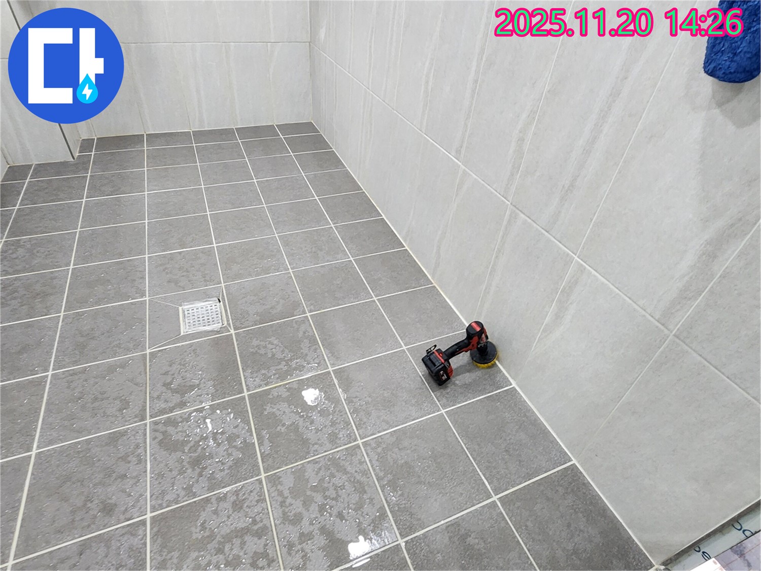 포천 가산 마산리 욕실 - 거울 곰팡이 - 곰팡이 제거 및 방지 코팅 시공!