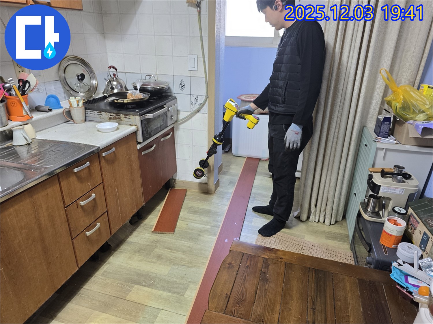 만안구에서 누수탐지를 전문으로 하는 업체의 누수탐지 작업 - 최첨단 장비를 사용하여 누수 위치를 정확하게 파악합니다.
