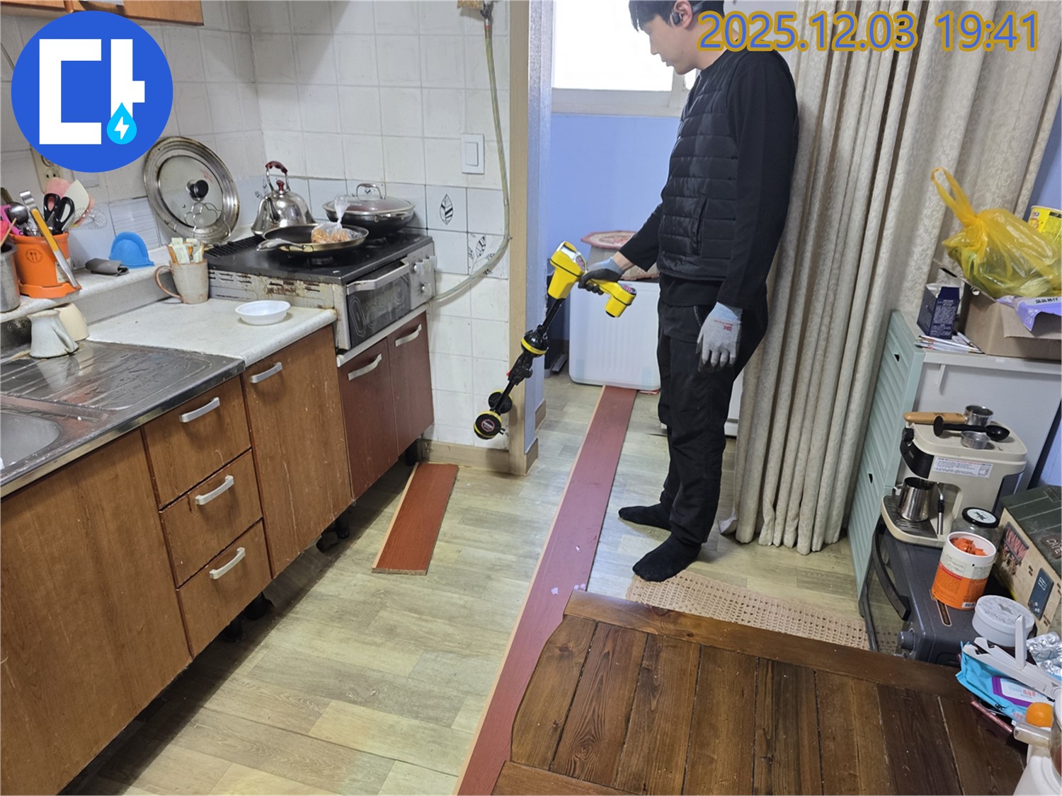 만안구에서 누수탐지를 전문으로 하는 업체의 누수탐지 작업 - 최첨단 장비를 사용하여 누수 위치를 정확하게 파악합니다.