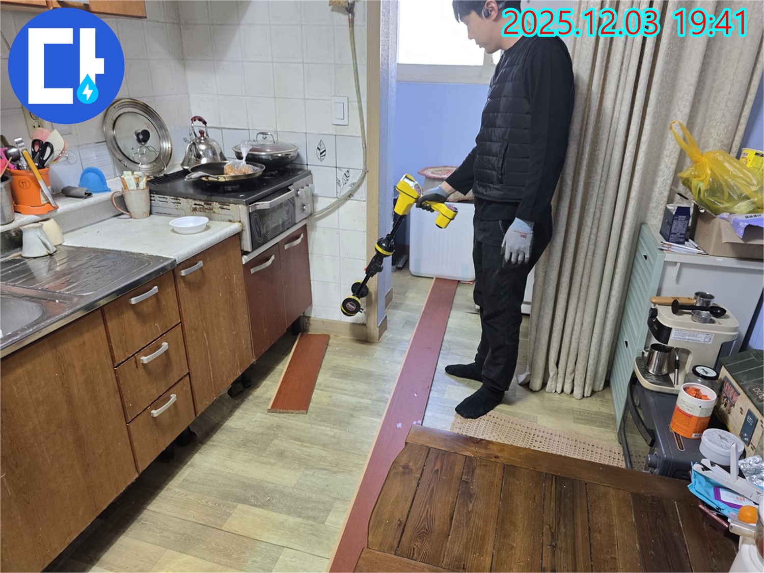 만안구에서 누수탐지를 전문으로 하는 업체의 누수탐지 작업 - 최첨단 장비를 사용하여 누수 위치를 정확하게 파악합니다.